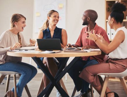 La gestion de contenu structure la création, l’organisation et la diffusion des informations. Donc, elle constitue une base solide